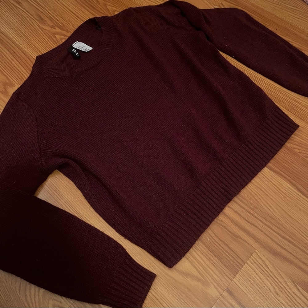 Divided Burgundy Mock Neck Cashmere Cropped Cotton Crewneck Women’s Size S